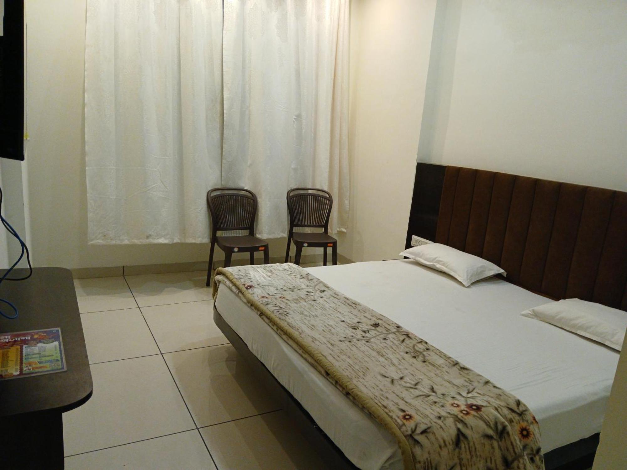 Hotel Jyoti Shree Ujjain Exterior photo